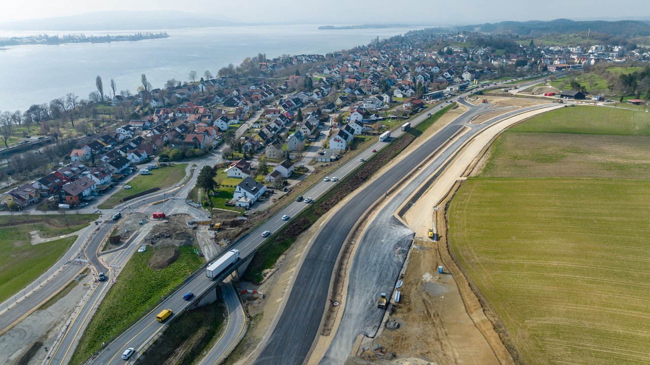 Drohnen-Aufnahme B33-Allensbach Luftbild der Baustelle B 33 Allensbach - Konstanz