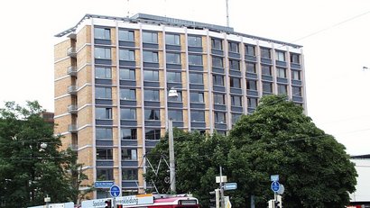 Zeigt das Dienstgebäude in der Bertoldstraße 43