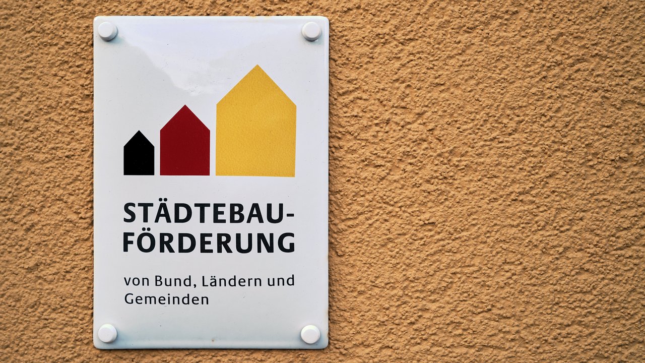 Plakette der Städtebauförderung