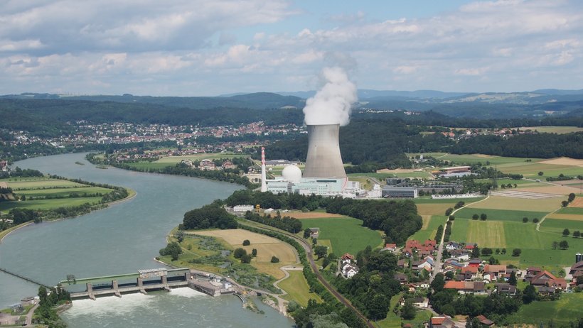 Luftaufnahme des Kernkraftswerks Leibstadt in der Schweiz