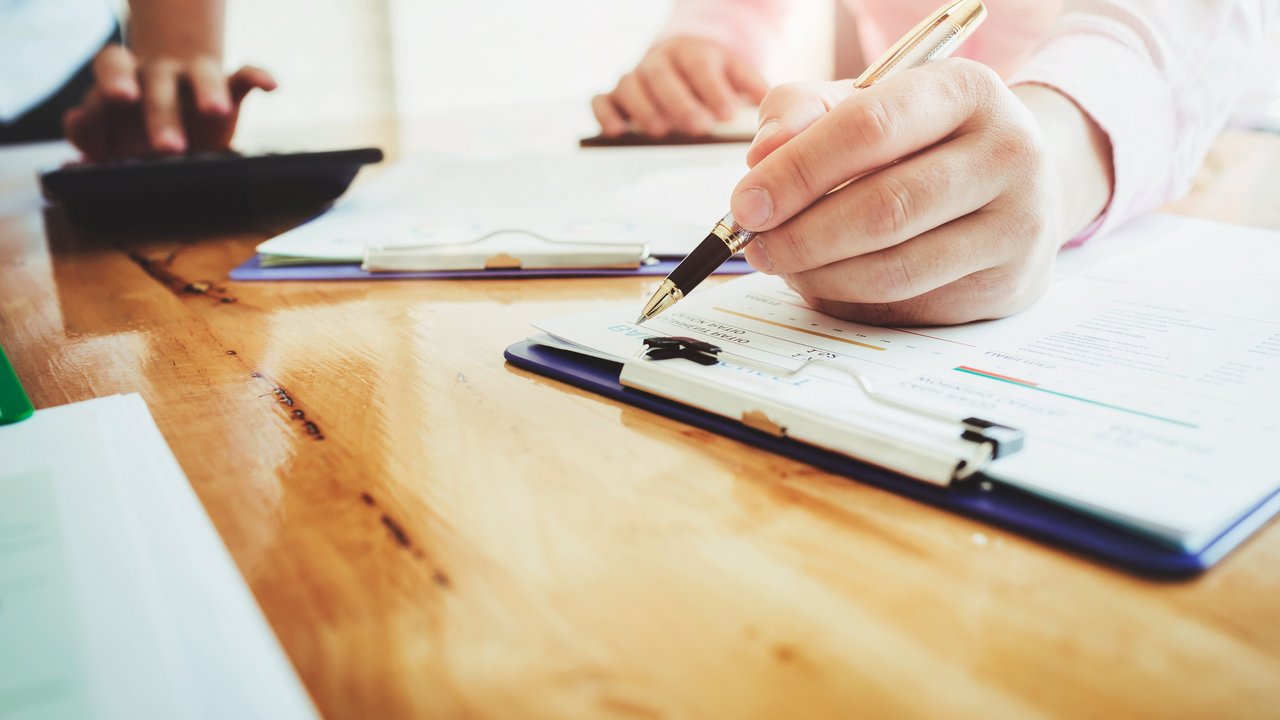 Antragsformular wird ausgefüllt