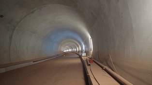 Tunnelröhre Tunnel von Innen