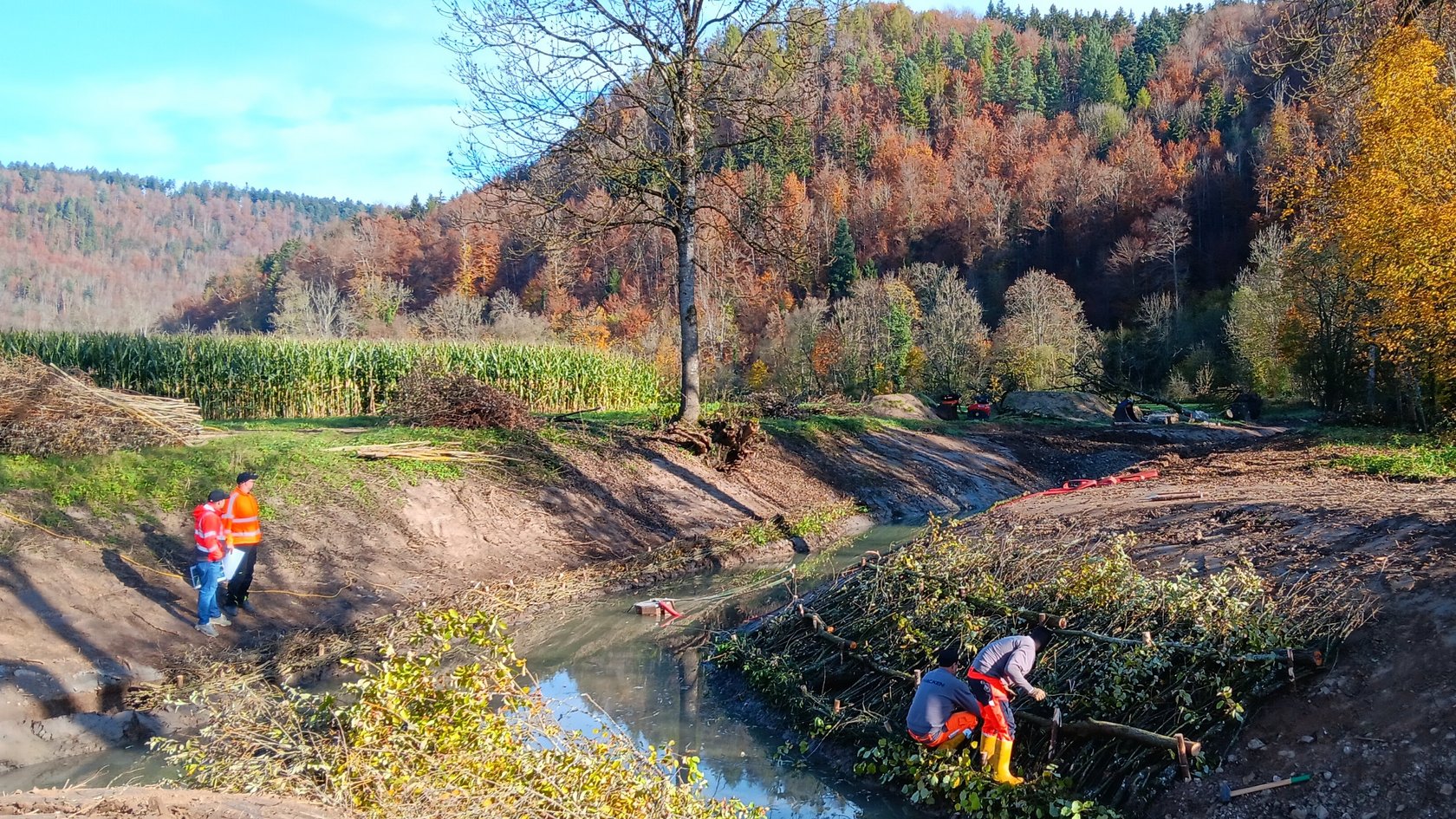 Arbeiten am Flusslauf