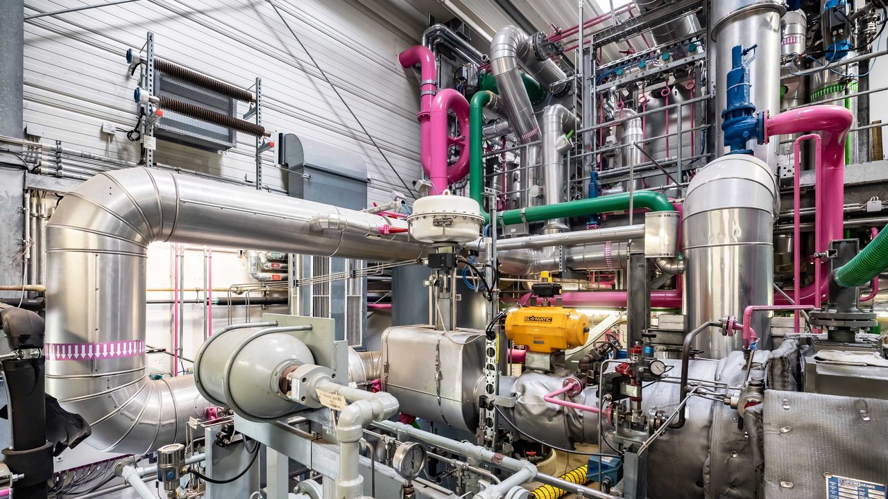 Innenansicht einer Geothermie-Anlage