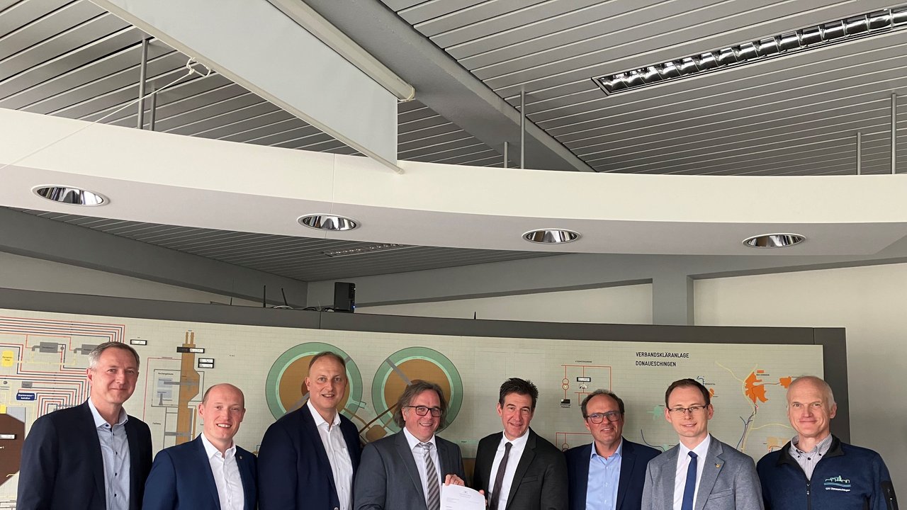 Übergabe Förderbescheid Verbandskläranlage Donaueschingen