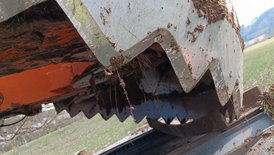 Ränder des Rundspaten im Detail