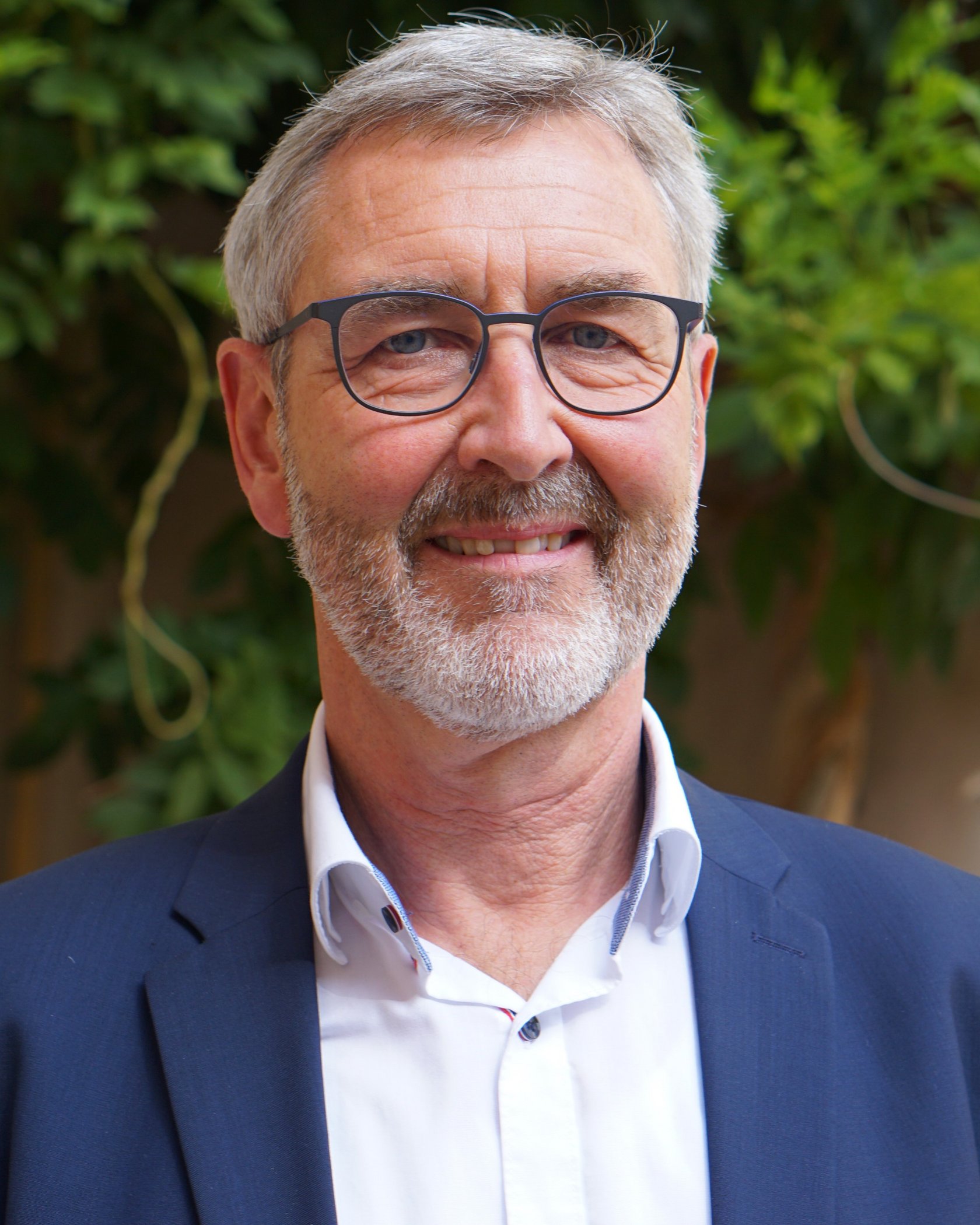 Porträtbild des Leiters der Abteilung 2