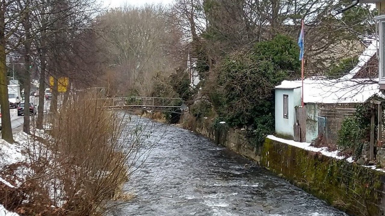 Fließgewässer bei Hochwasser