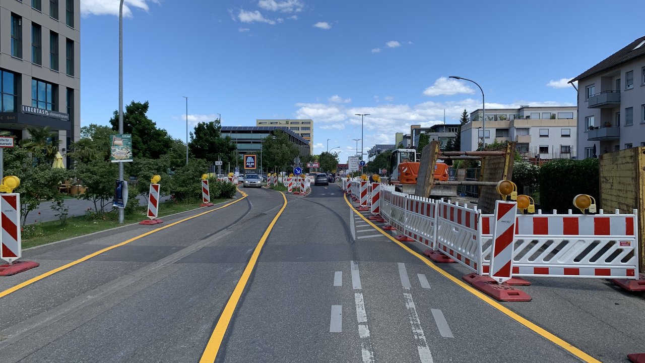 Baustelle in einem Ort