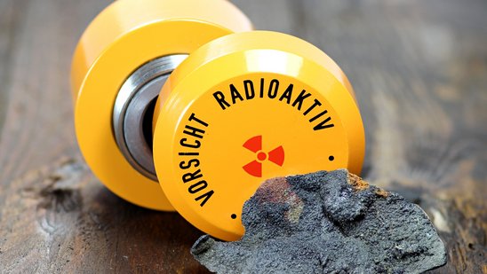 Symbolbild für Strahlenschutz mit der Aufschrift "Radioaktivität"
