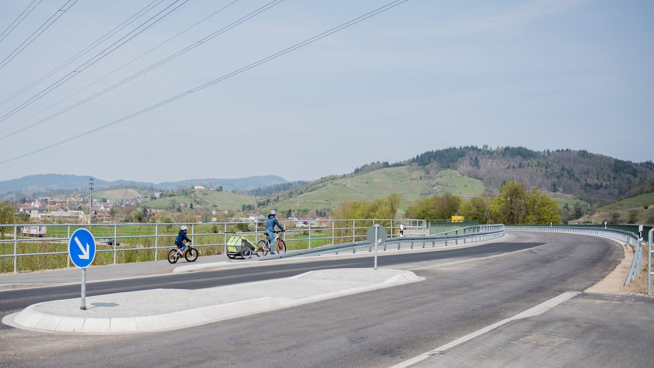 L 99 Radweg für Brücke am Strohbacher Kreuz