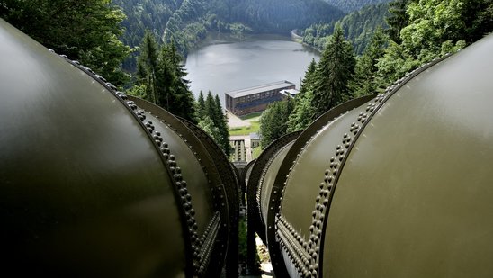 Hangrohrleitung am Wasserkraftwerk der Schluchsee AG in Häusern
